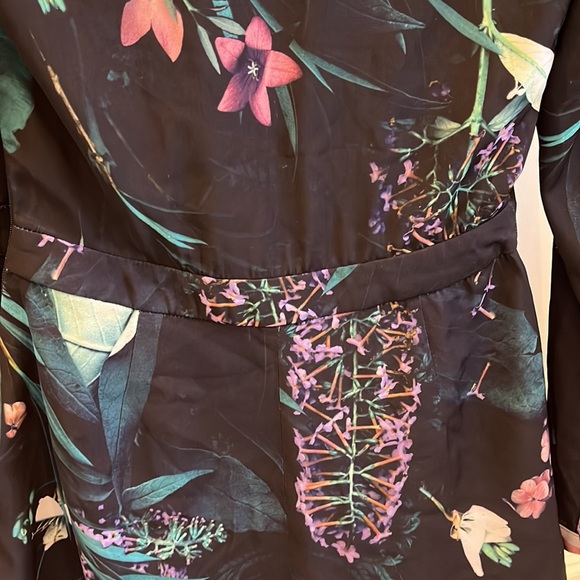 Romper - Picture 3 of 4